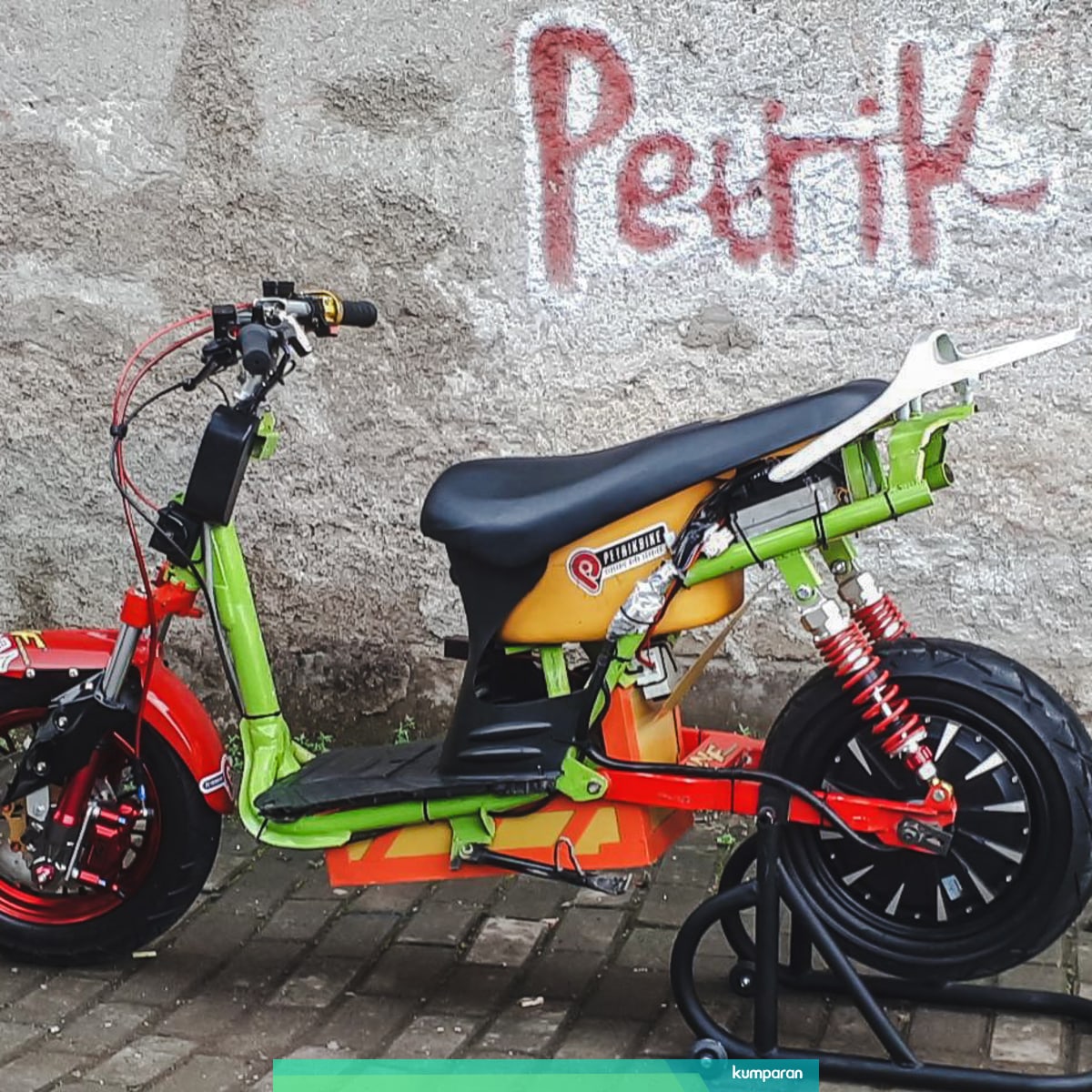 Kenalkan Gerandong Skutik Listrik Bertenaga Badak Dari Bekasi Kumparan Com