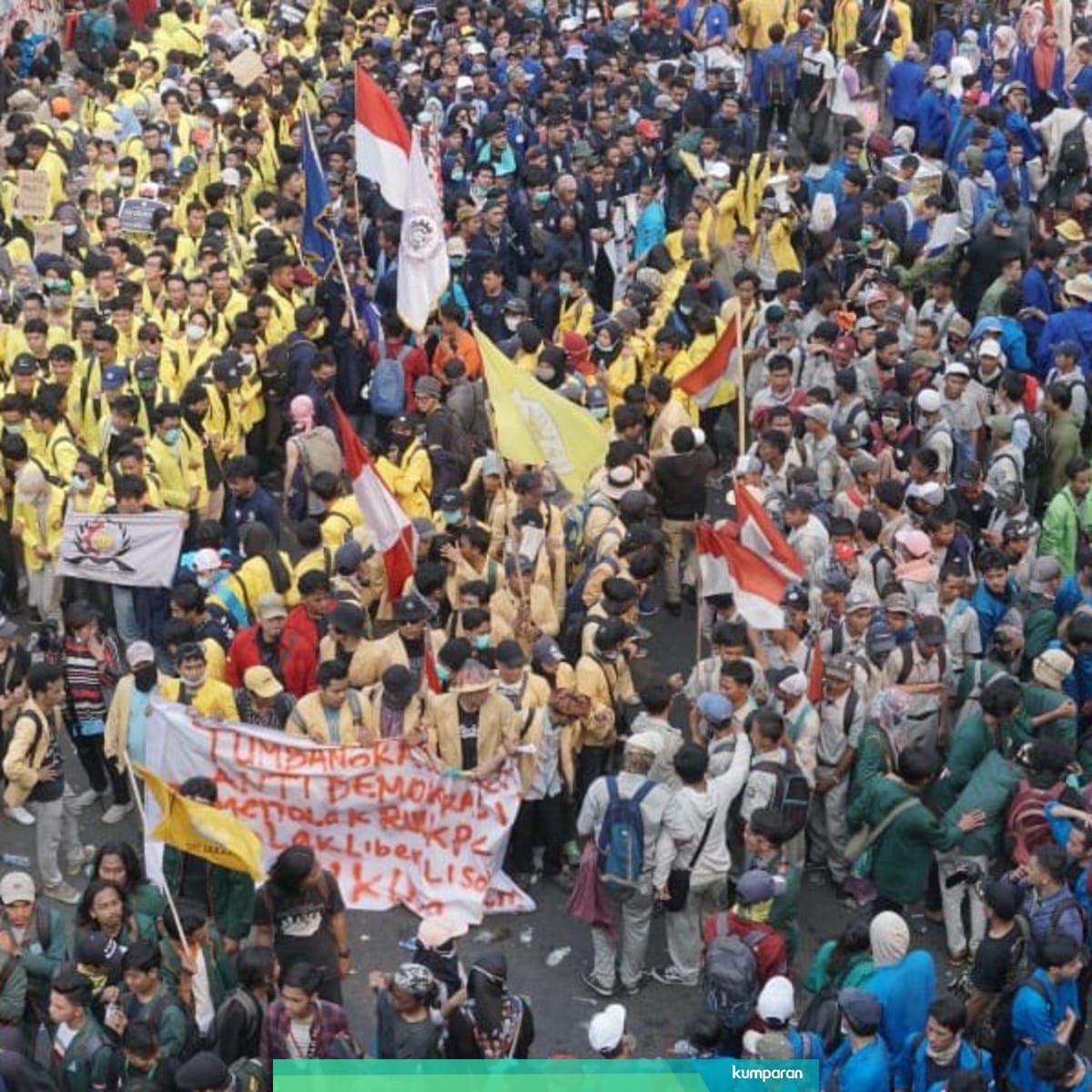 Voxpop Alasan Para Mahasiswa Rela Ikut Aksi Turun Ke Jalan Kumparan Com