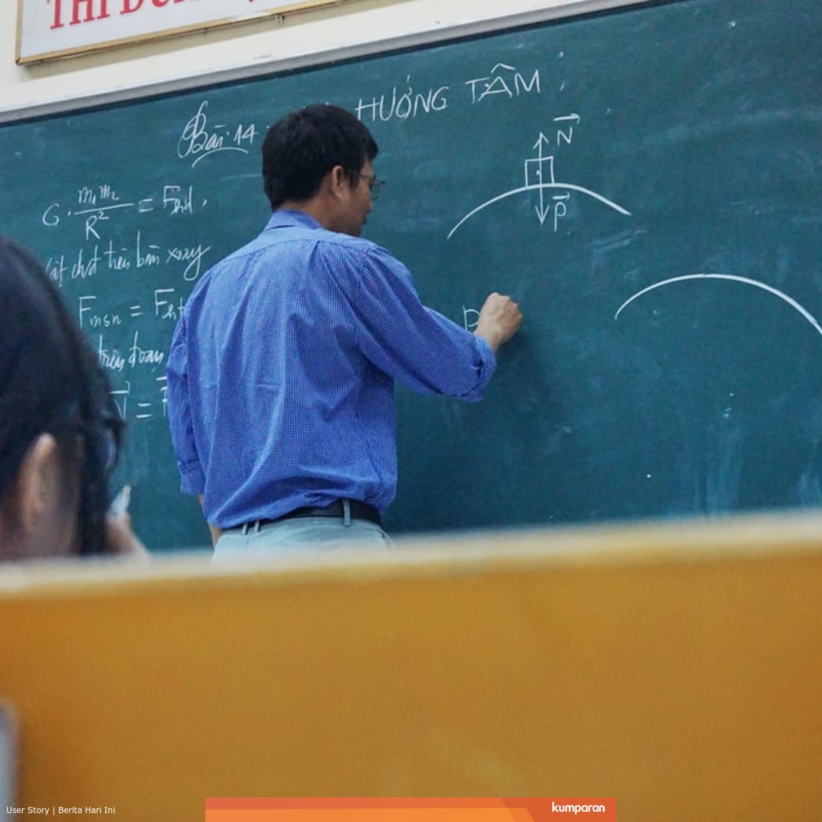 Berikan Contoh Cara Menghormati Guru Di Sekolah Kumparan Com