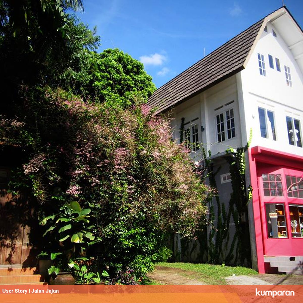 Ngemil Baca Buku Dan Foto Foto Di Little Wings Cafe Bandung Kumparan Com