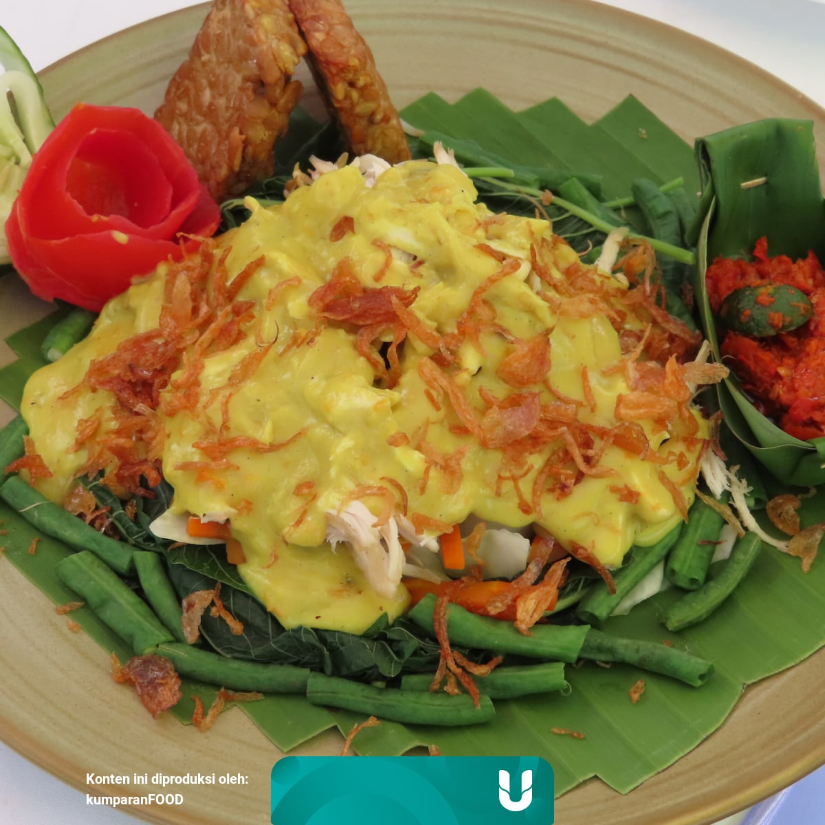 Blayag Kuliner Bali Yang Padukan Ketupat Dan Urap Sayuran Segar Kumparan Com
