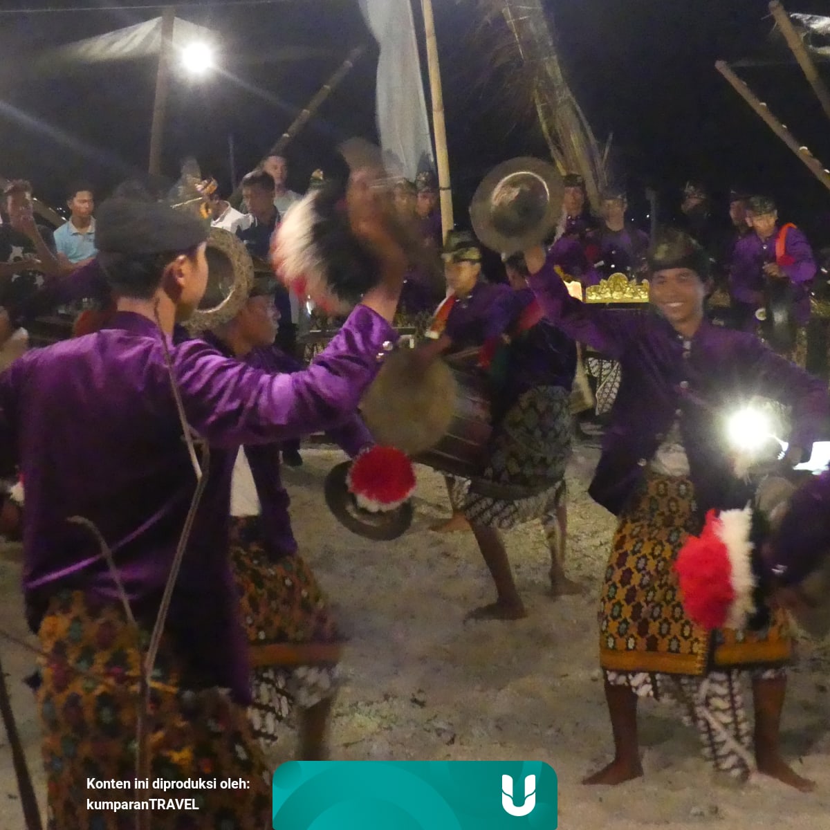 Alat Musik Tradisional Suku Sasak - Alat Musik Tradisional Ntb - Alat musik gendang yang digunakan sedikit berbeda dengan gendang pada umumnya karena memiliki ukuran yang lebih besar.
