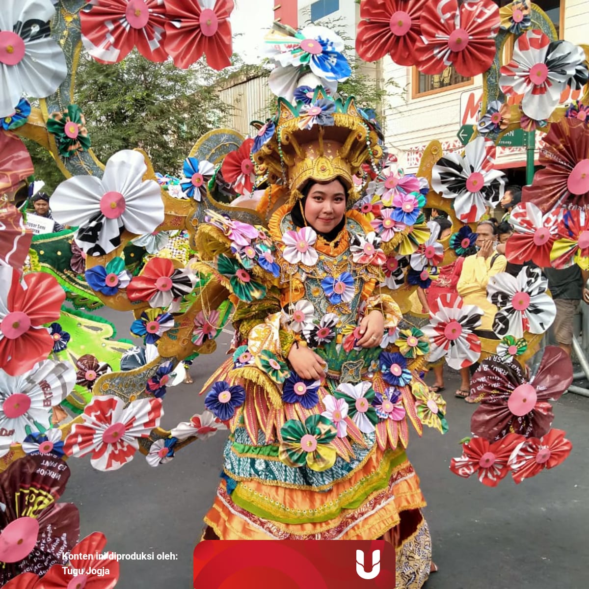 Jogja Fashion Carnival Tampilkan Baju Ramah Lingkungan Kumparan Com