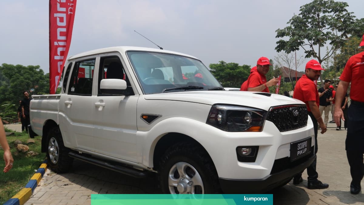 merek mobil mahindra resmi hadir di