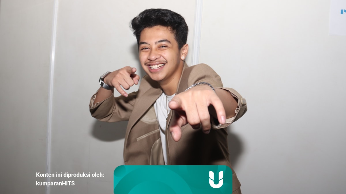 Bastian Steel Kabur Tiap Lihat Kecoak Kumparan Com He is a celebrity pop singer. bastian steel kabur tiap lihat kecoak