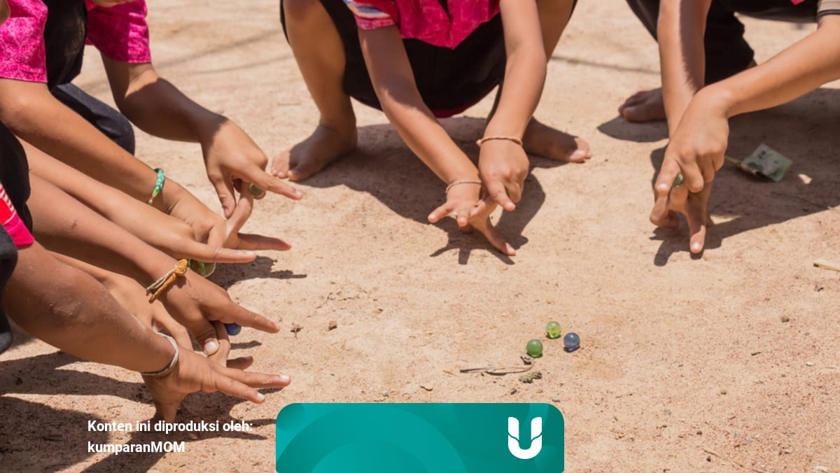 Anak Suka Bermain Kelereng Ternyata Ada Manfaatnya Moms Kumparan Com