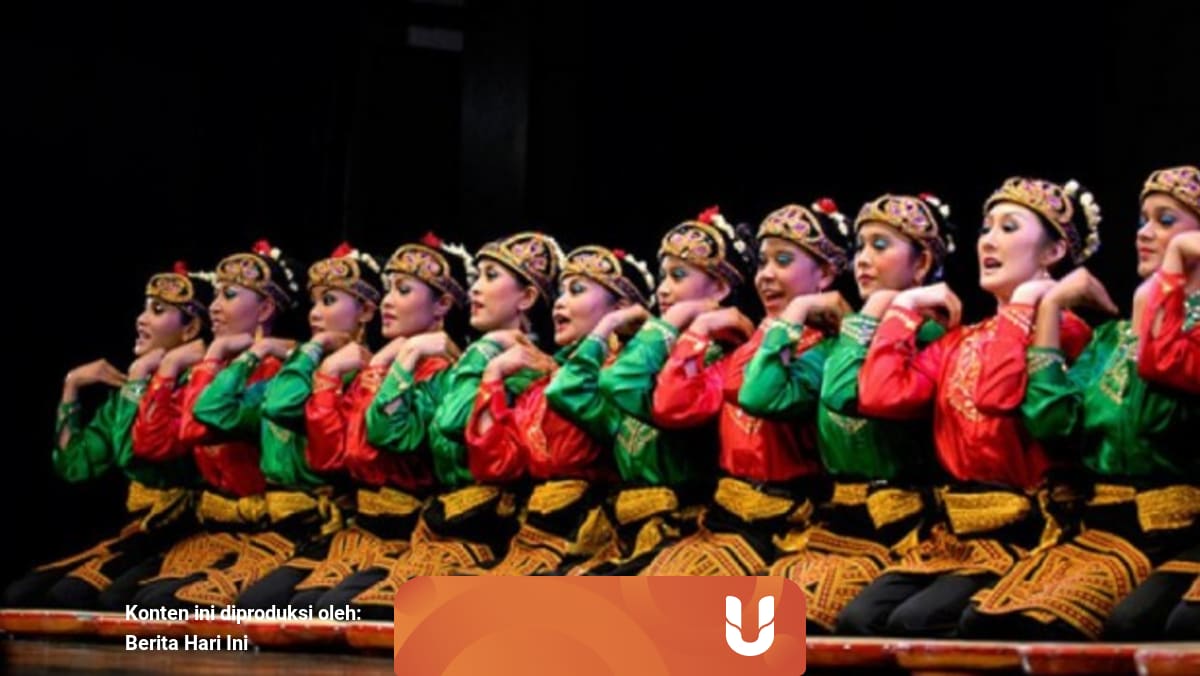 Tari Bungong Jeumpa Sejarah Serta Gerakannya Dalam Posisi Duduk Dan Berdiri Kumparan Com