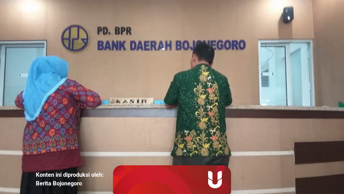 Bank Daerah Bojonegoro Beri Kemudahan Bantuan Pinjaman Bagi Para Pedagang Kumparan Com