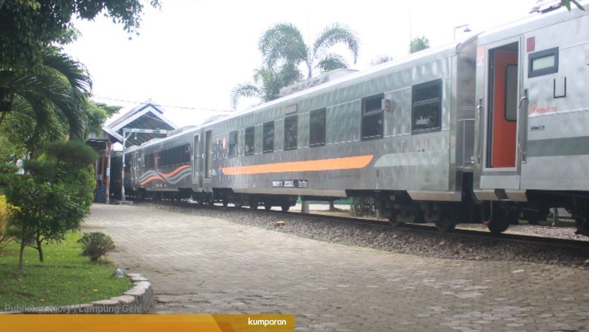 Mengintip Fasilitas Keren Ka Stainless Steel Di Stasiun Tanjungkarang Kumparan Com
