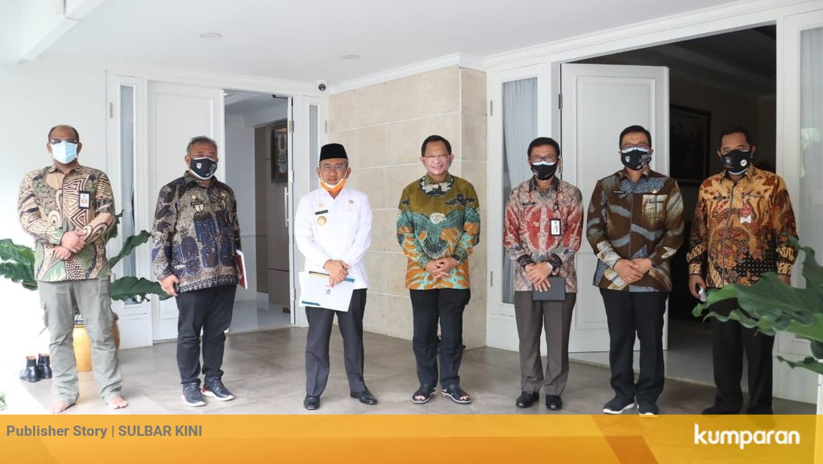 Mendagri Tito Karnavian Dijadwalkan Hadiri Hut Ke 16 Sulawesi Barat Kumparan Com