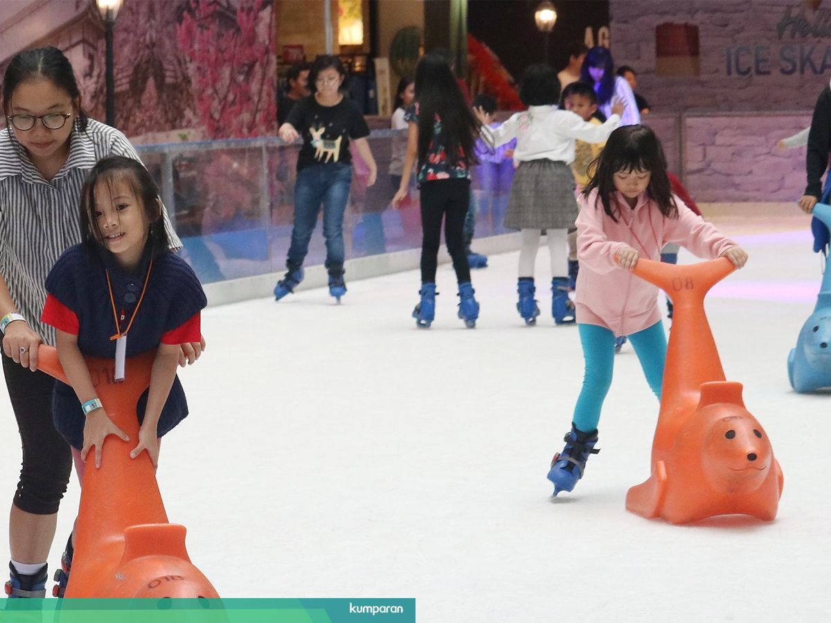 Daftar Tempat Main Ice Skating Di Mal Jabodetabek Beserta Tarifnya Kumparan Com