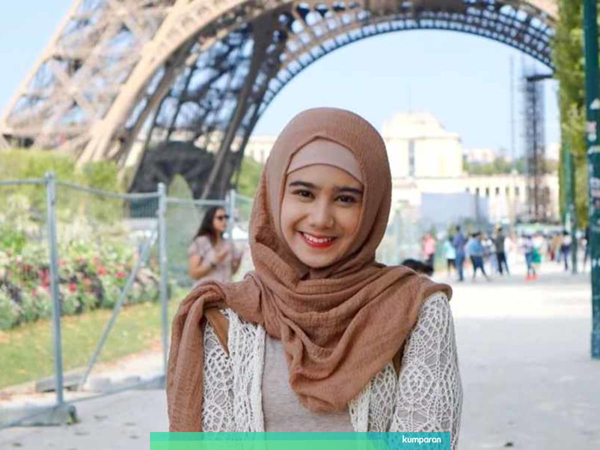 Melihat Penampilan Tissa Biani Dalam Balutan Hijab Kumparan Com