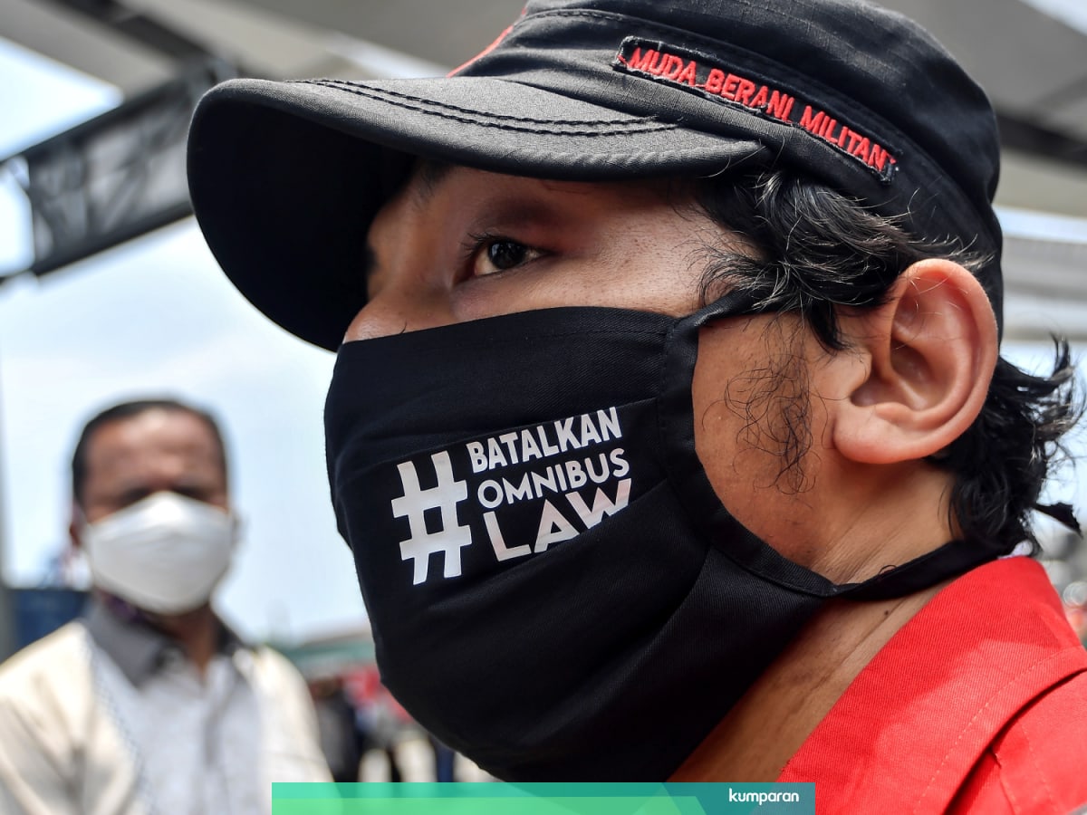8 Keberatan Buruh Di Uu Cipta Kerja Dan Penjelasannya Versi Pemerintah Kumparan Com