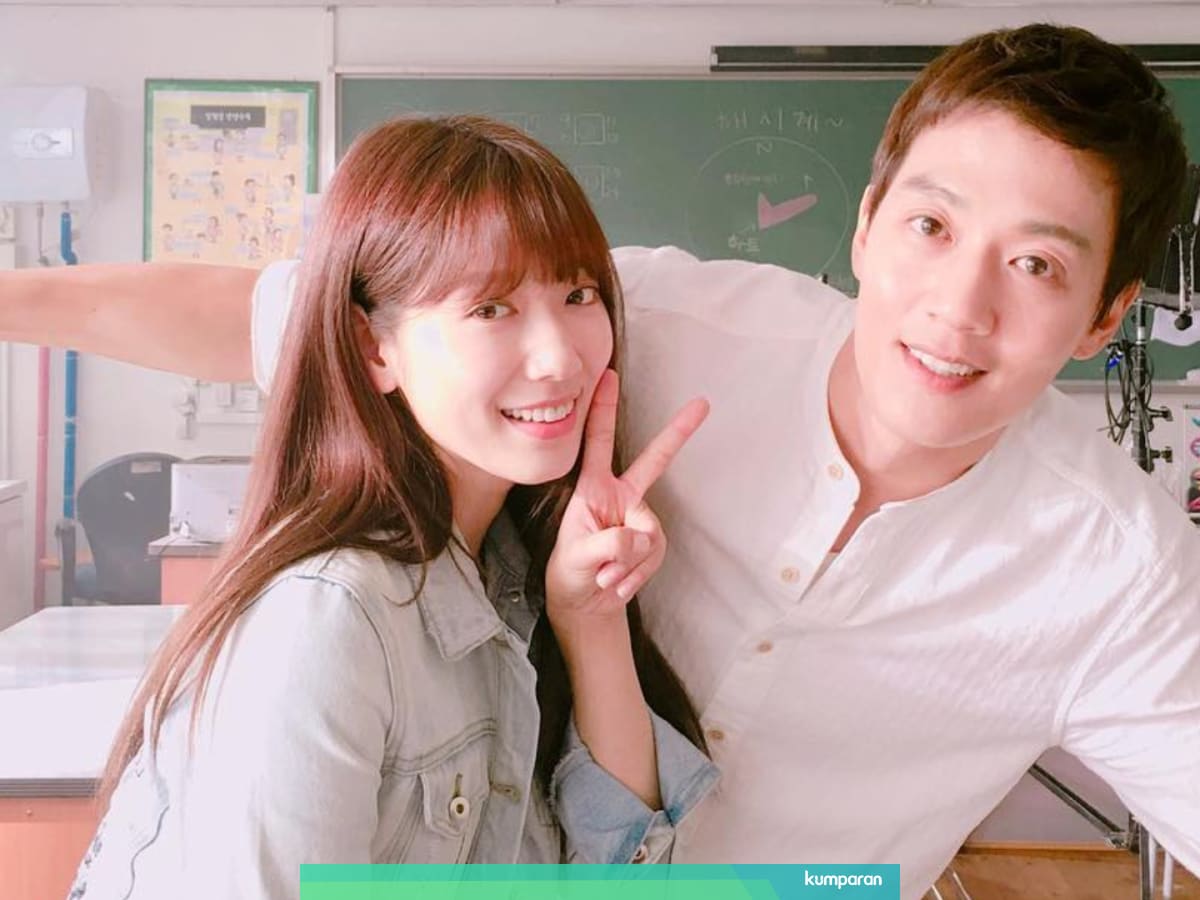 Park Shin Hye Jadi Partner Kerja Kim Rae Won Dengan Chemistry Terbaik Kumparan Com