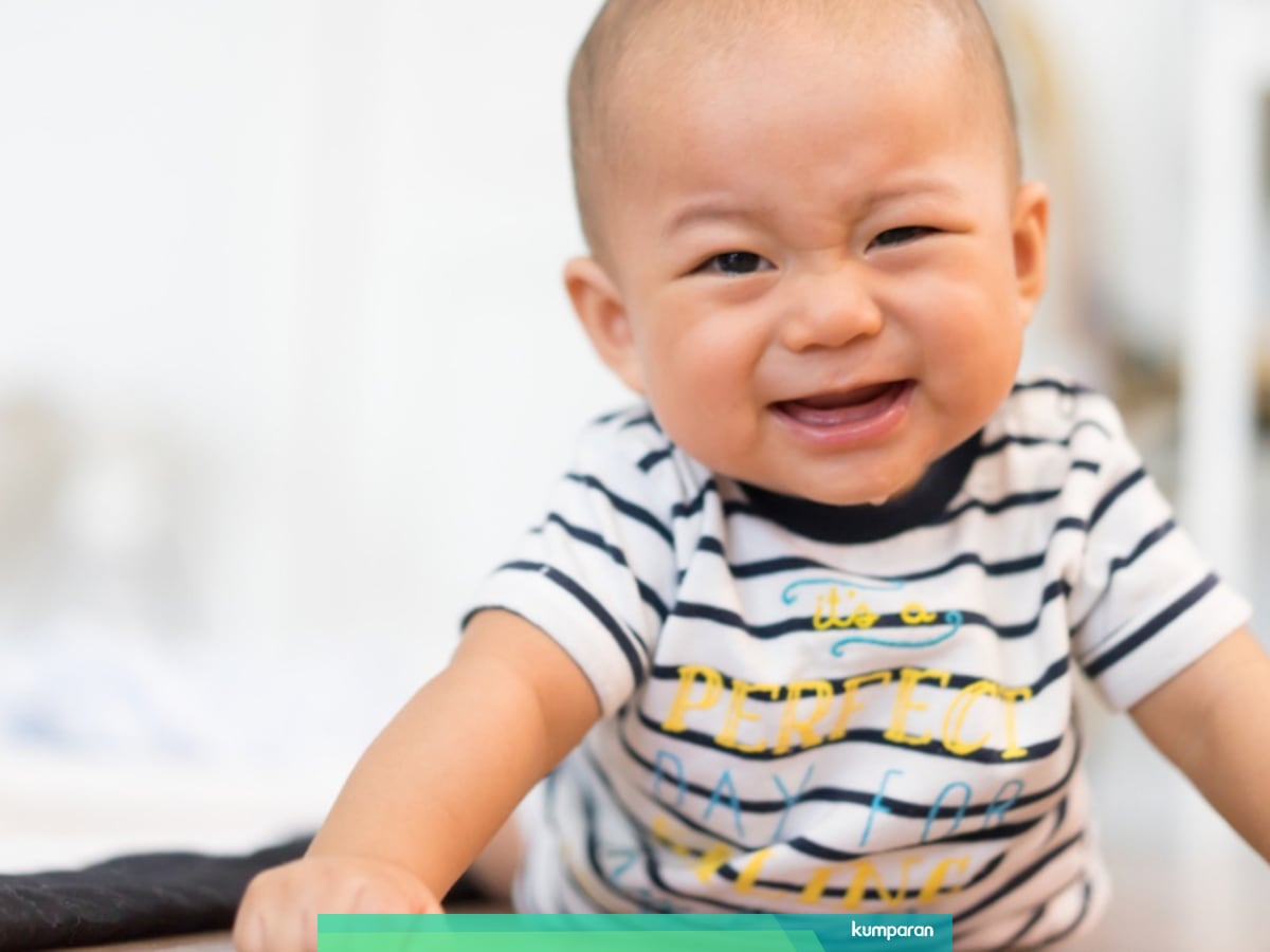 Bayi Usia 7 Bulan Belum Bisa Merangkak Haruskah Orang Tua Khawatir Kumparan Com