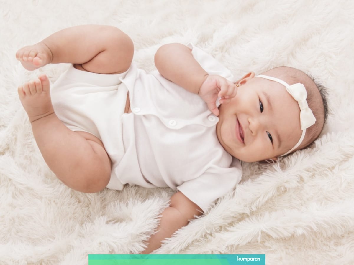 20 Nama Bayi Perempuan Islami Yang Berawalan Huruf D Beserta Artinya Kumparan Com