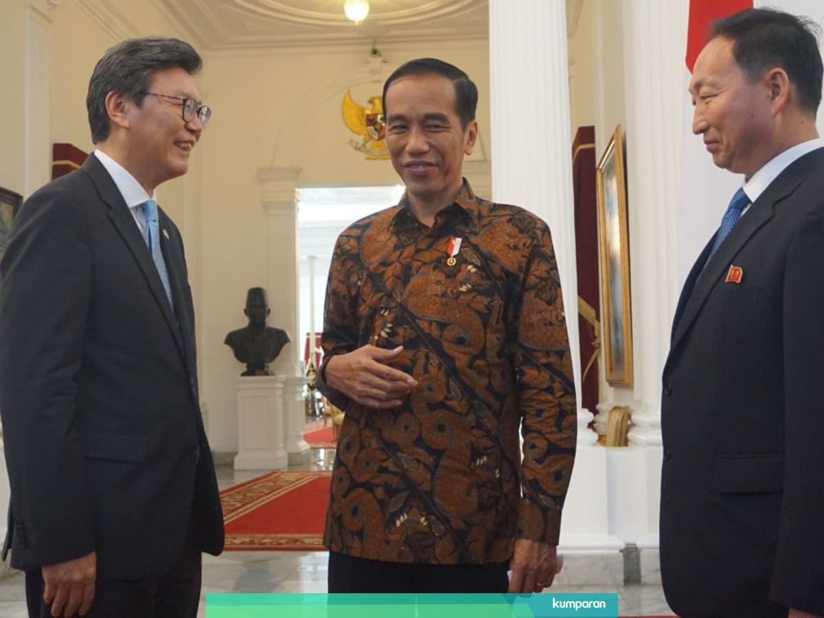 Jokowi Tawarkan Kim Jong Un Dan Donald Trump Bertemu Di Indonesia Kumparan Com