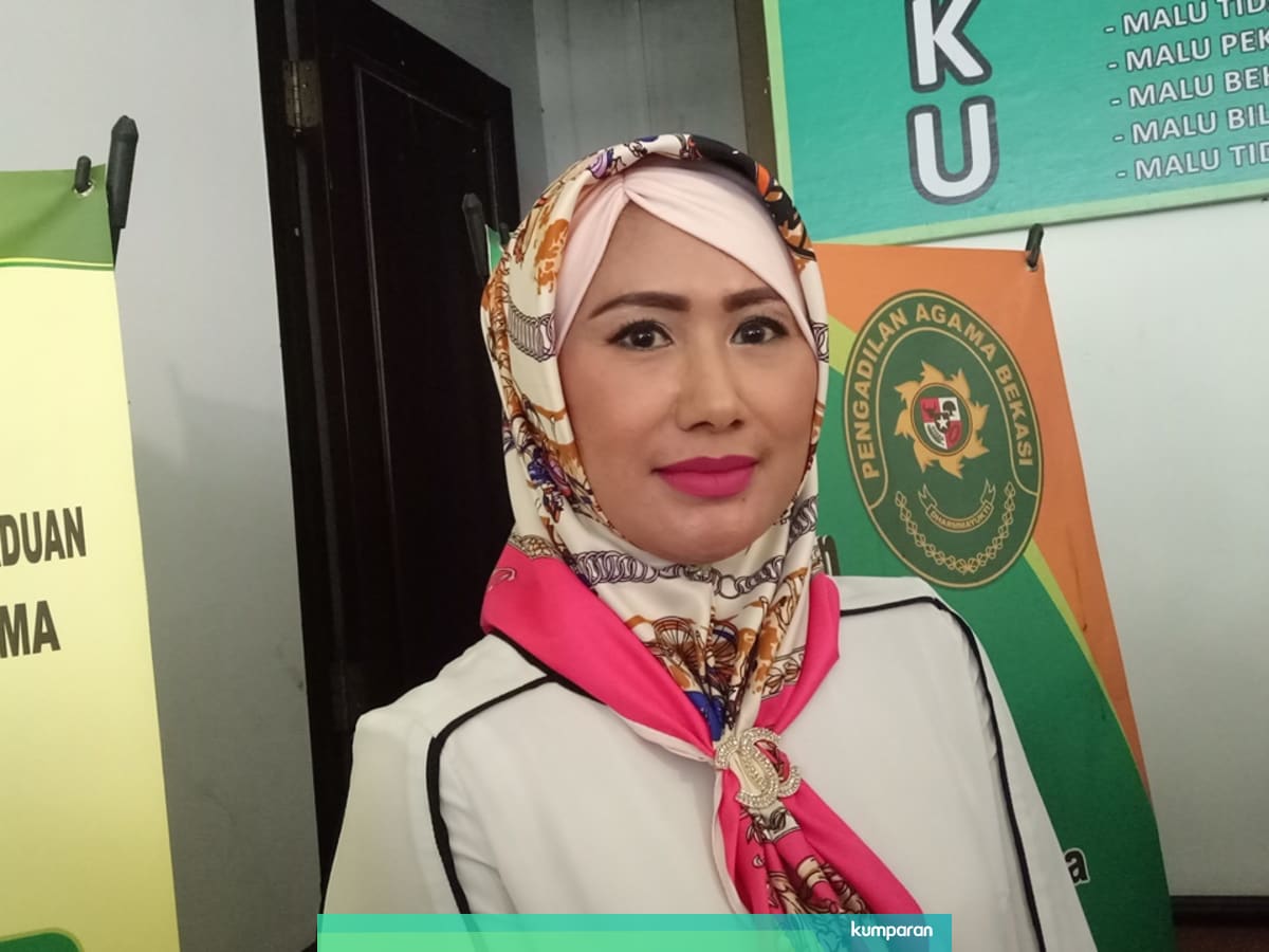 Mantan Istri Sebut 18 Tahun Hidup Dengan Donny Kesuma Penuh Kenangan Kumparan Com