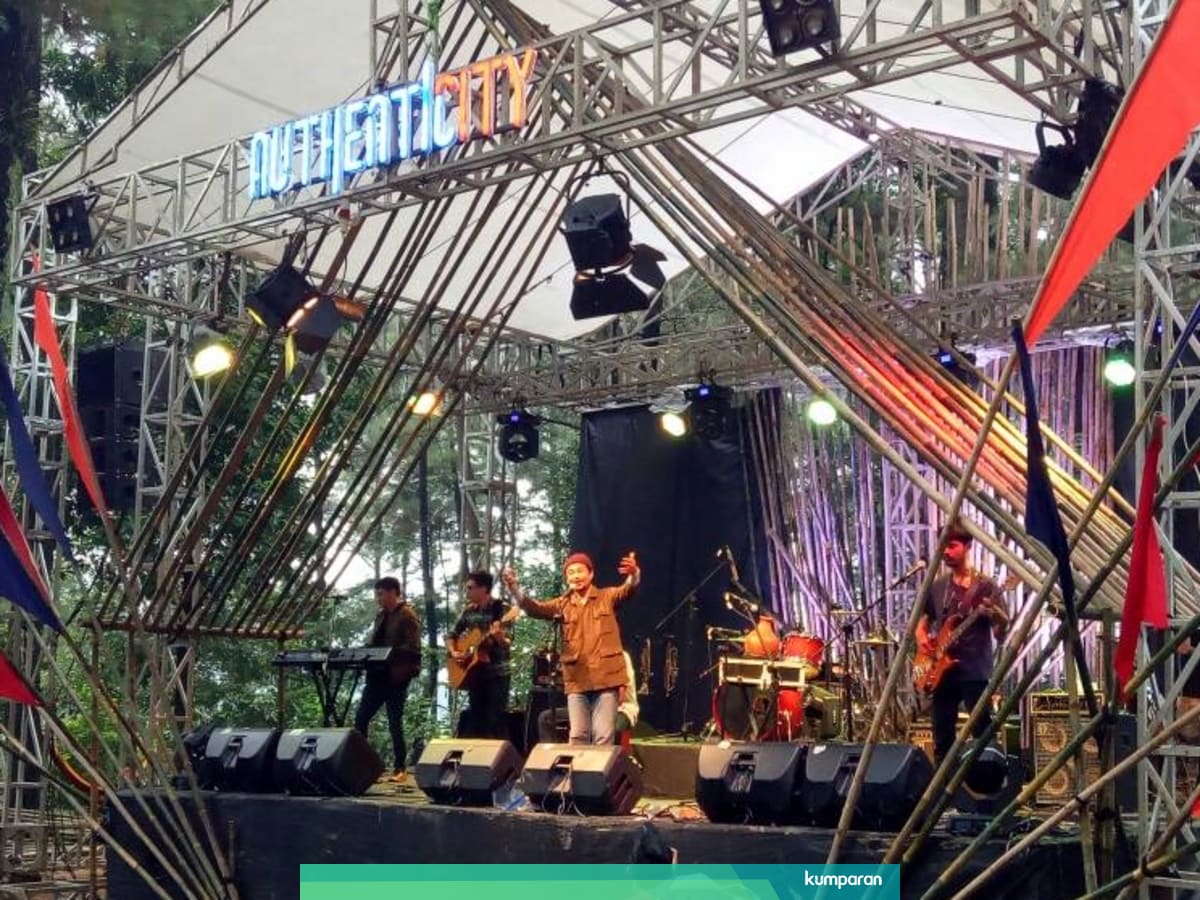 Konser Melodi Alam Ajak Pengunjung Bersatu Dengan Bumi Kumparan Com