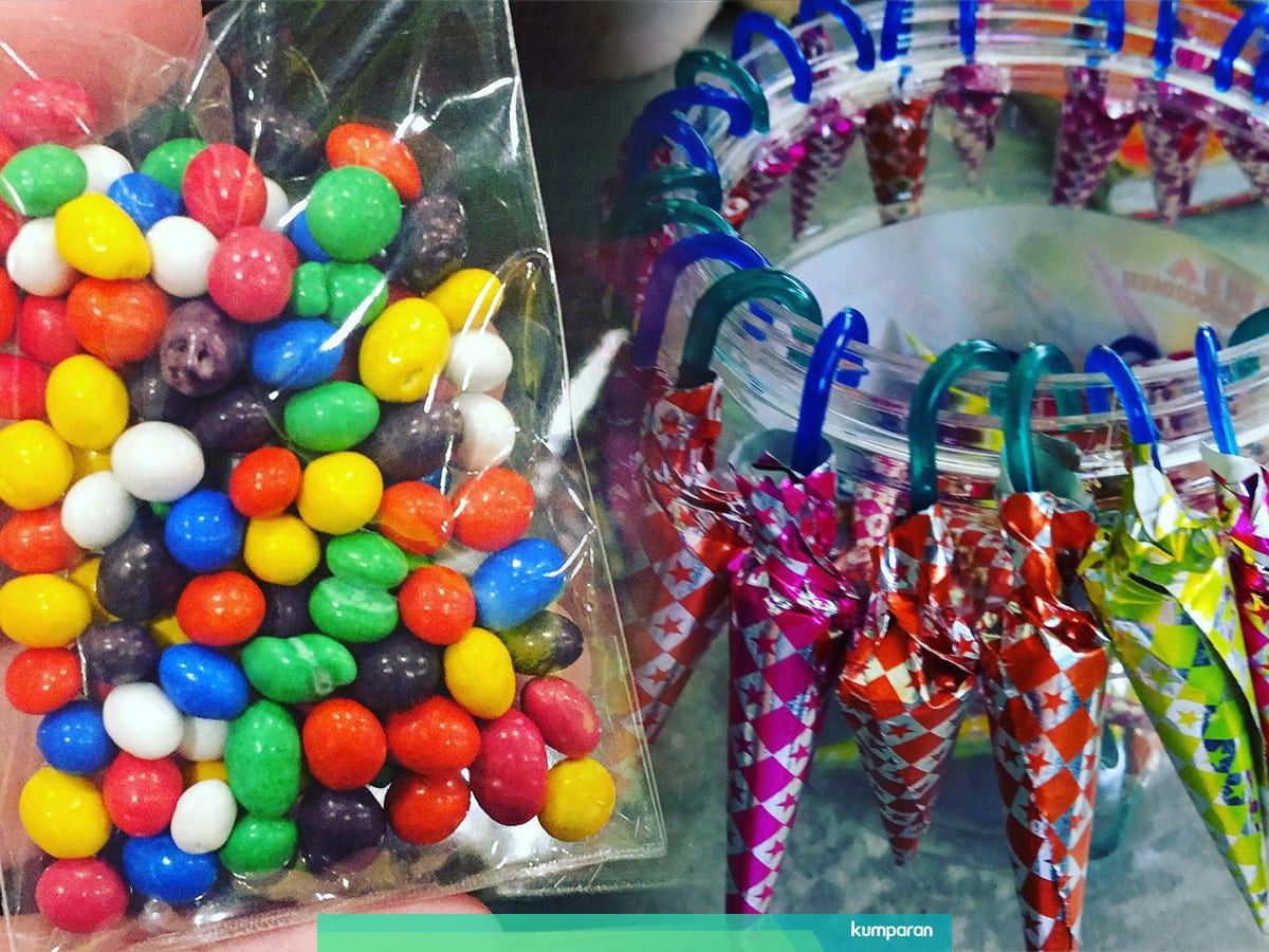 Es Kue Hingga Cokelat Koin 7 Jajanan Yang Sempat Populer Di Era 90 An Kumparan Com