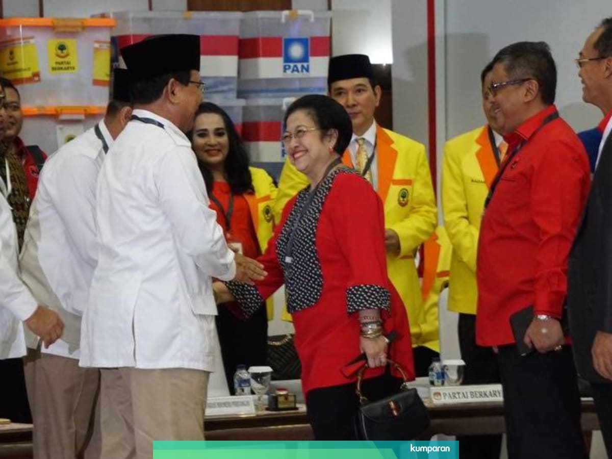 Momen Mega Prabowo Salaman Di Pengundian Nomor Urut Parpol Pemilu 2019 Kumparan Com