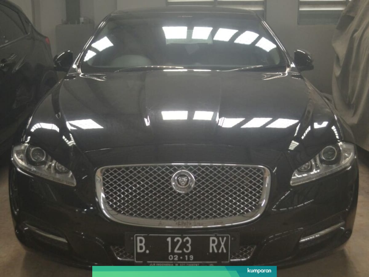 Inilah Kondisi Jaguar Xj Lelangan Kpk Yang Dijual Separuh Harga Kumparan Com