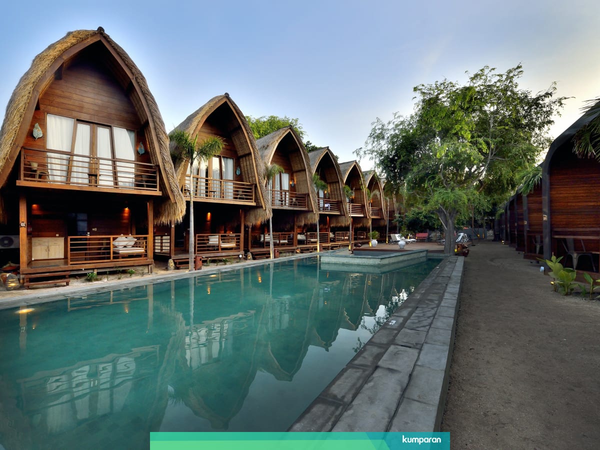 Sensasi Menginap Di Resort Yang Mirip Rumah Adat Suku Sasak Lombok Kumparan Com