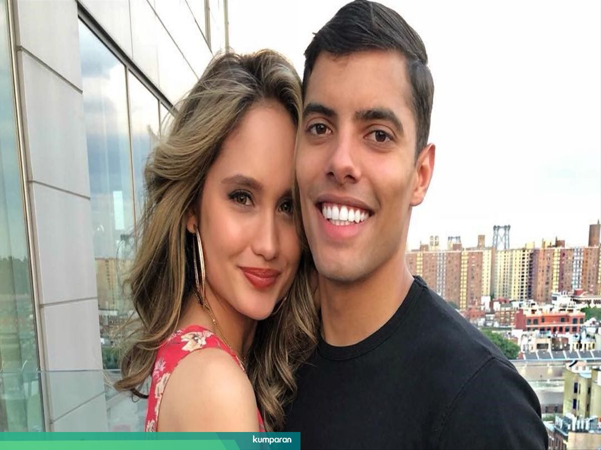 Pacar Posting Foto Vulgarnya Bersama Cinta Laura Di Instagram Kumparan Com