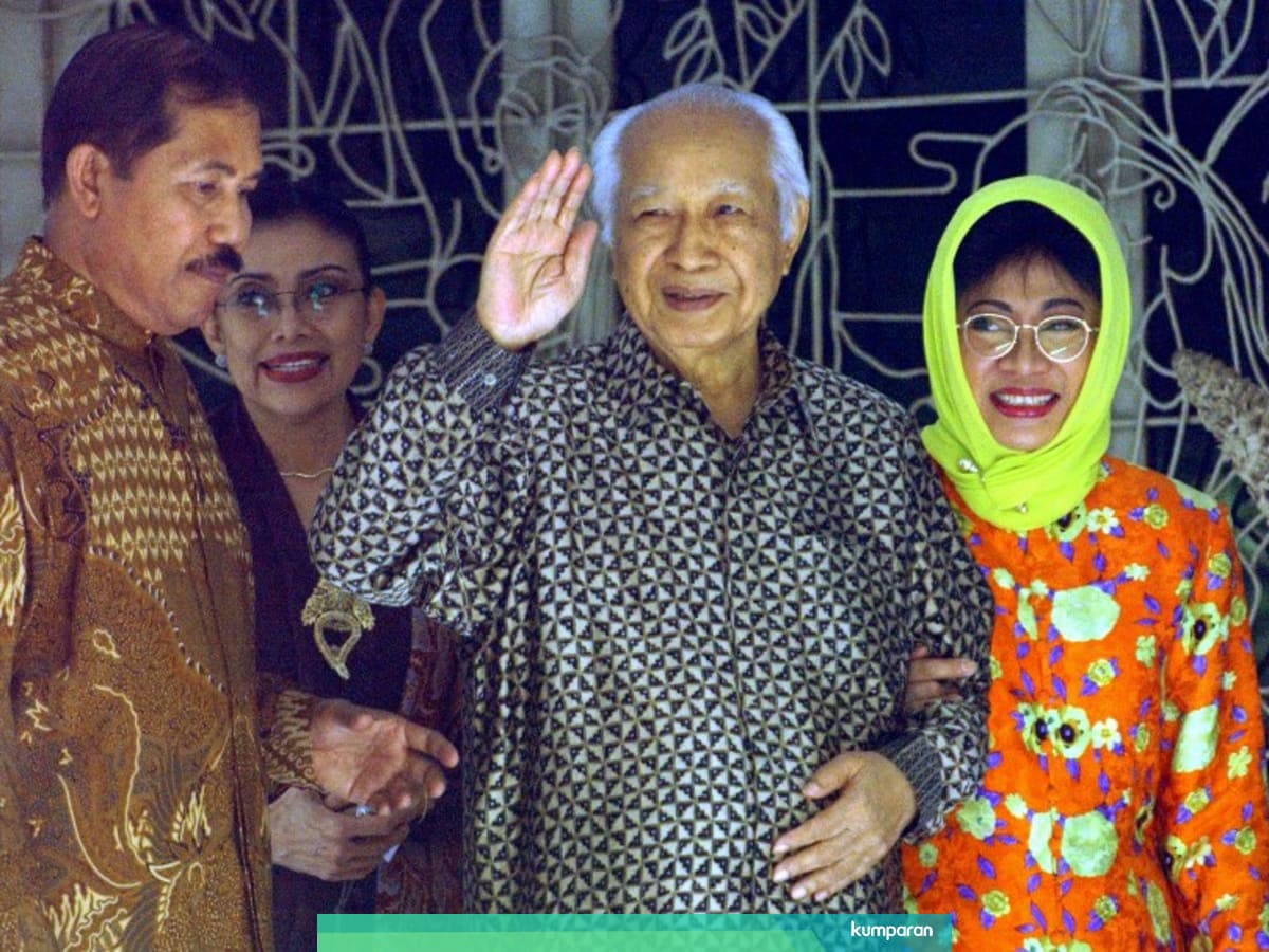 Survei Indo Barometer Soeharto Lebih Disukai Dari Jokowi Megawati Juru Kunci Kumparan Com