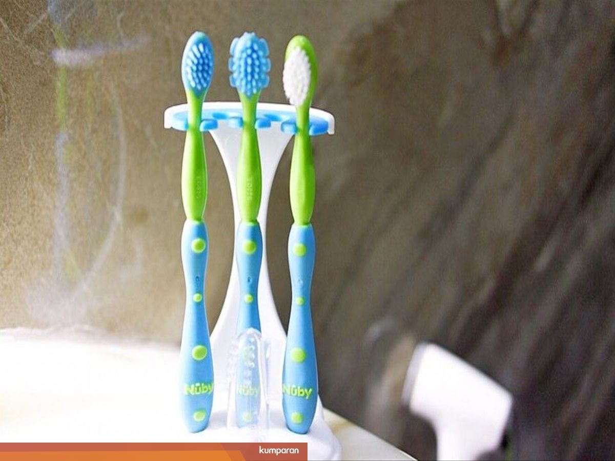nuby oral care set