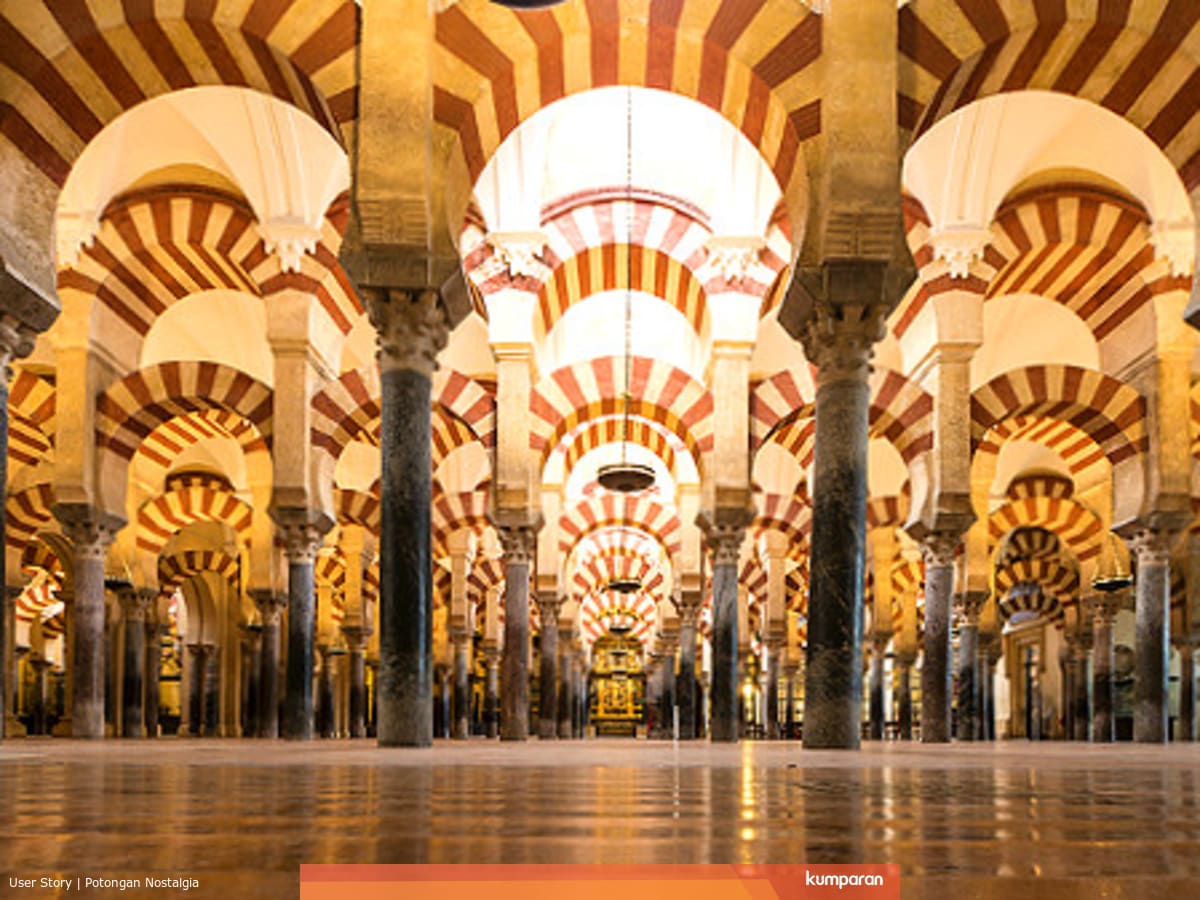 Masjid Agung Cordoba Bukti Kejayaan Islam Di Spanyol Kumparan Com