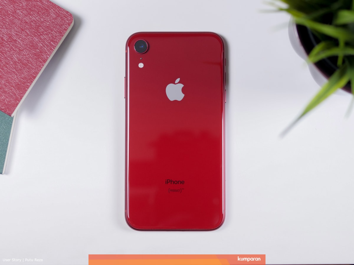 Harga Lebih Murah Tapi Tetap Mewah Review Iphone Xr Setelah 30 Hari Kumparan Com