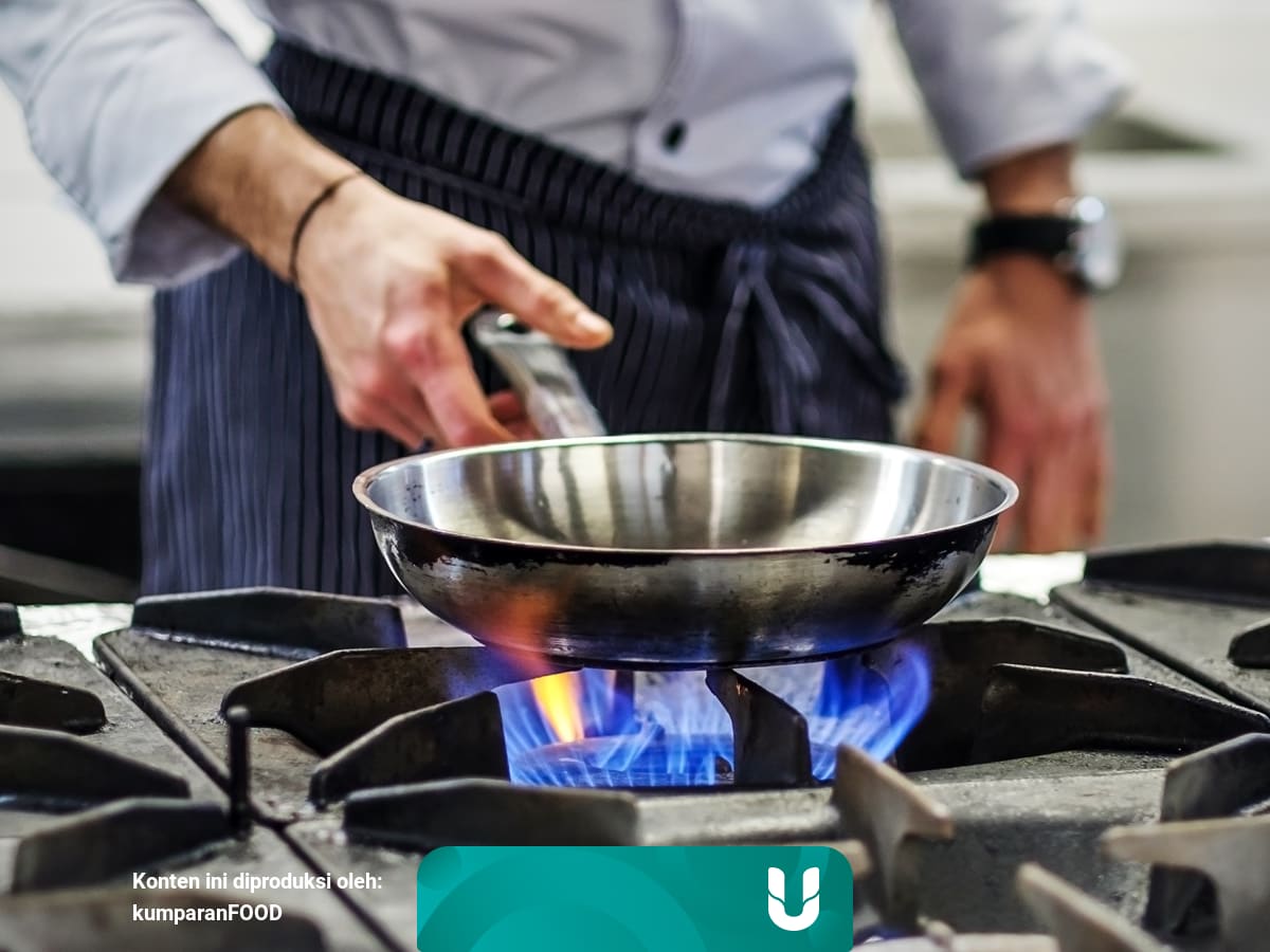 Alat Masak Yang Wajib Dimiliki Chef Dari Talenan Hingga Spatula Kumparan Com