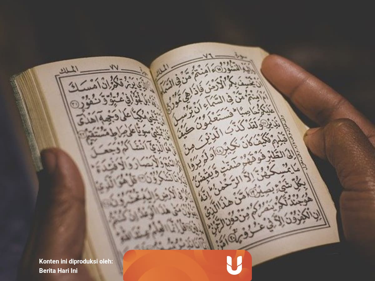 Kandungan Surat Al Ikhlas Menjelaskan Tentang Keesaan Allah Swt Kumparan Com Ia termasuk ke dalam golongan surat makkiyah. kandungan surat al ikhlas menjelaskan
