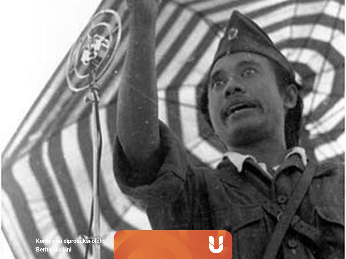 4 Lirik Lagu Wajib Nasional Untuk Peringati Hari Pahlawan Kumparan Com Dengan seluruh angkasa raya memuji pahlawan negara nan gugur remaja diribaan bendera bela nusa bangsa kau kukenang wahai bunga putra bangsa harga jasa kau cahaya pelita bagi indonesia merdeka. 4 lirik lagu wajib nasional untuk