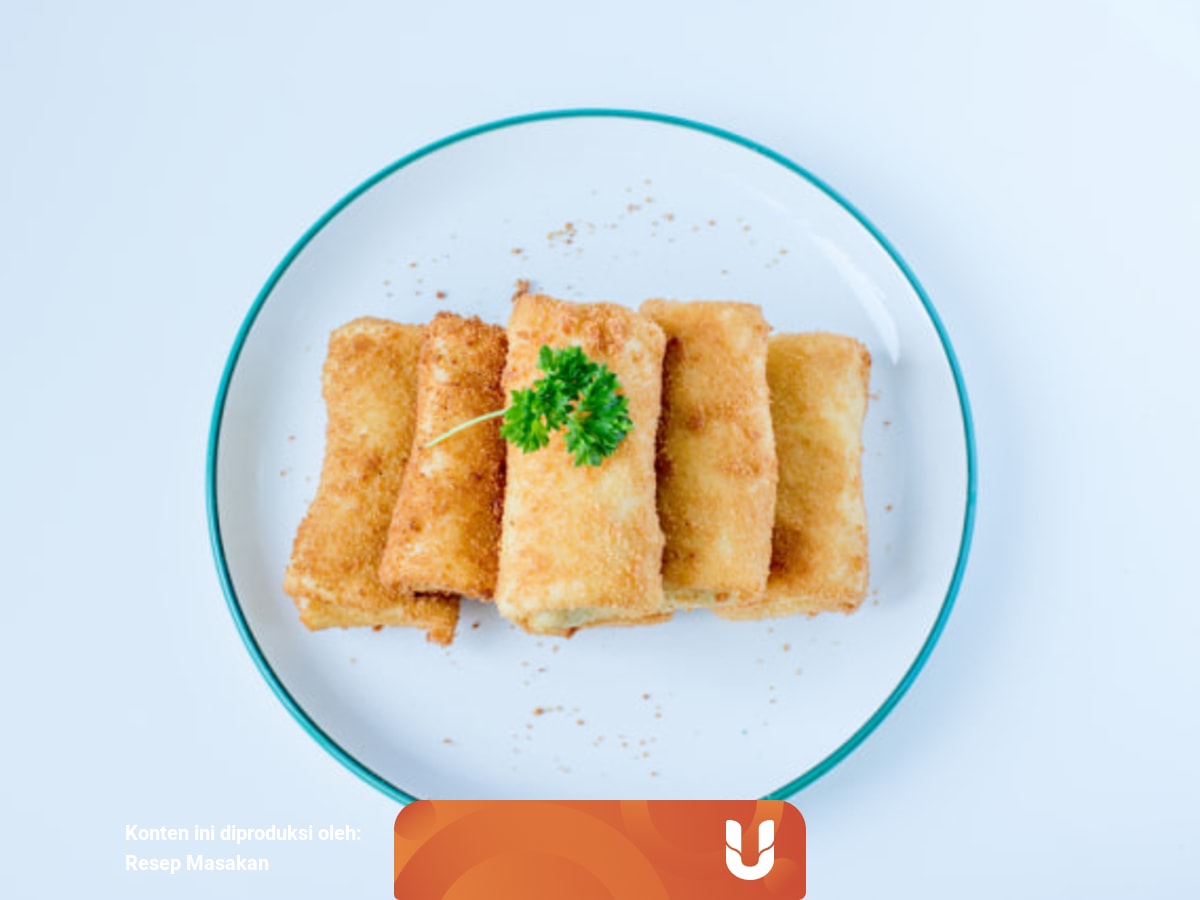 Gorengan Lumpia Isi Ayam Super Krispi Favorit Kumparan Com Cara membuat resep lumpia goreng semarang bisa kita variasi dengan isi bihun, tahu, sayuran, wortel, kentang dan ayam. resep lumpia goreng isi ayam
