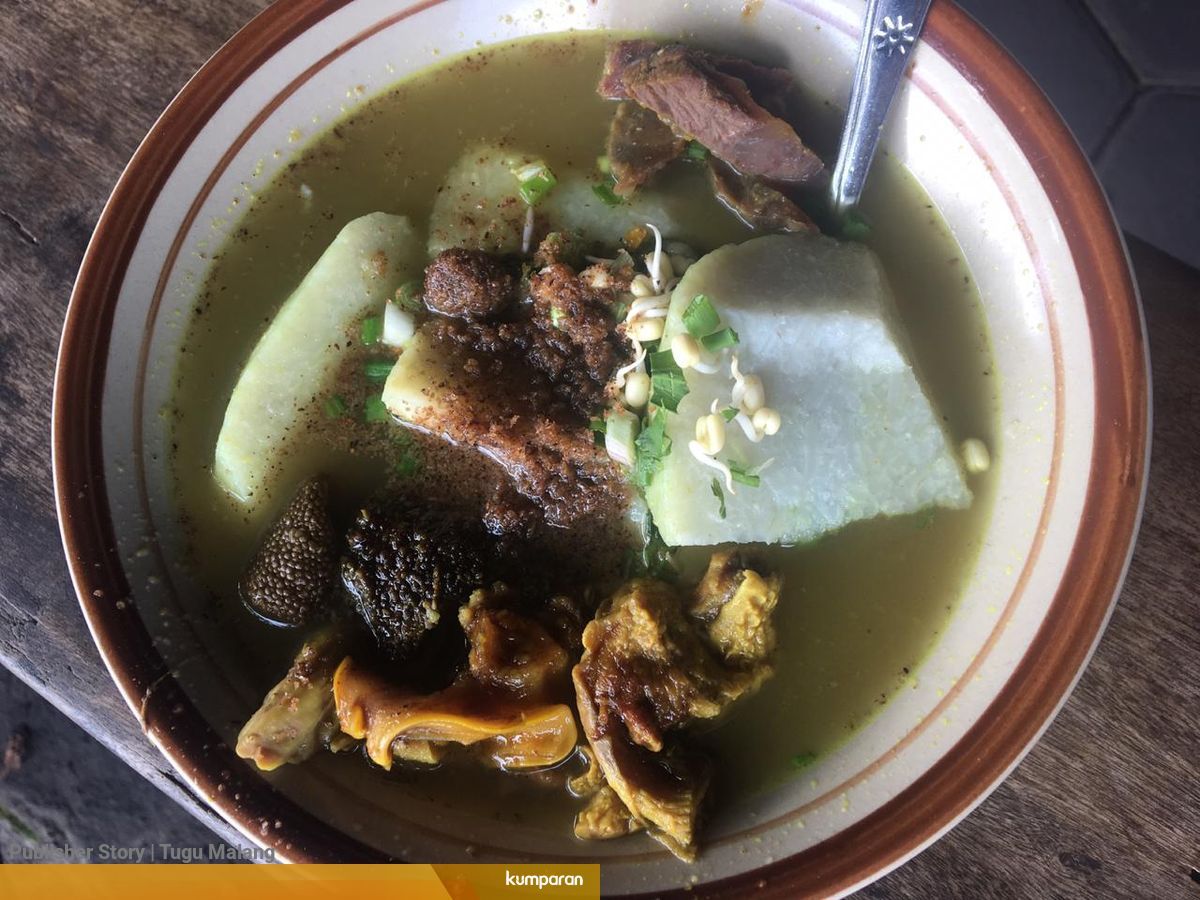 Menyantap Soto Sawah Pak Tosim Kuliner Legendaris Khas Malang