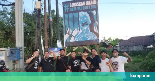 Baliho Bebaskanjerinx Di Bali Diturunkan Pendukung Akan Mengadu Ke Komnas Ham Kumparan Com