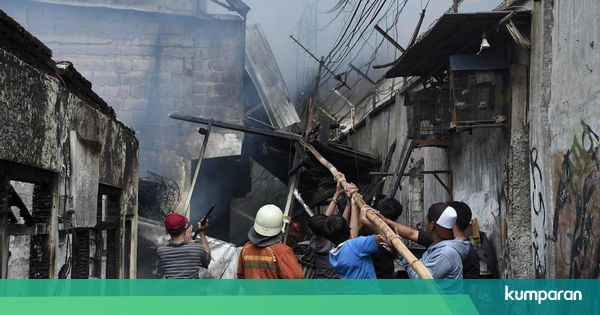 Kebakaran di Kampung Bali Hanguskan 150 Rumah, 300 KK ...