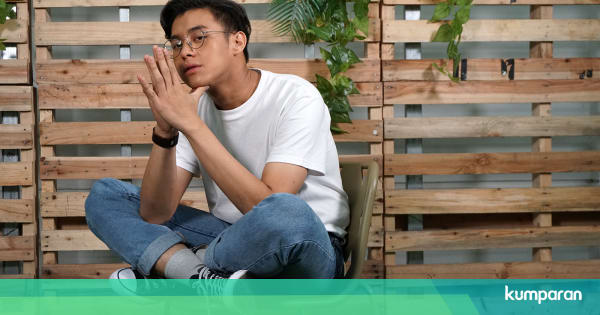 Ardhito Pramono Bicara Soal Teman Palsu di Lagu 'Fake ...