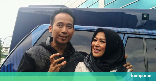 Hubungan Denny 'Cagur' dan Istri Sempat Terhalang Restu ...