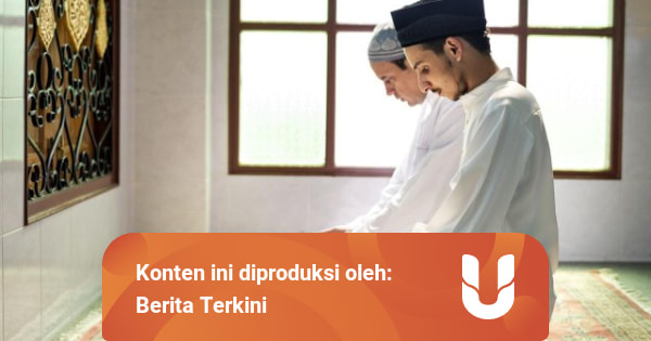 Perbedaan Bacaan Tahiyat Awal dan Akhir - kumparan.com