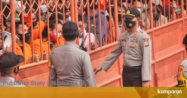 Demo Tolak Uu Cipta Kerja 6 Proyektil Peluru Ditemukan Di Kantor Dprd Jambi Kumparan Com